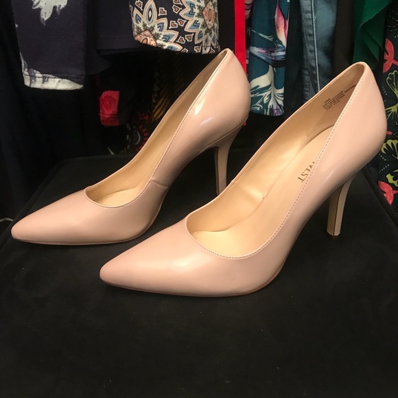 Nine West Shoes - Nine West Blush Pink Patent Leather Heels